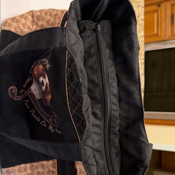 Bradford Exchange Cavalier King Charles Quilted Tote Bag Paw Prints on My Heart - Picture 6 of 9